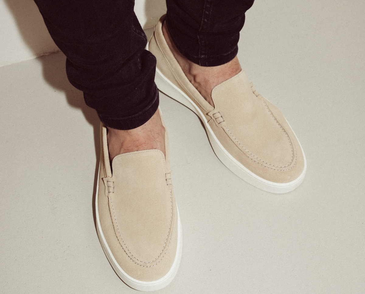 Bean 1-a beige suede loafer - white sole