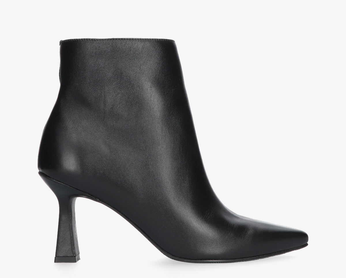 Jude 1-a - Tango Shoes