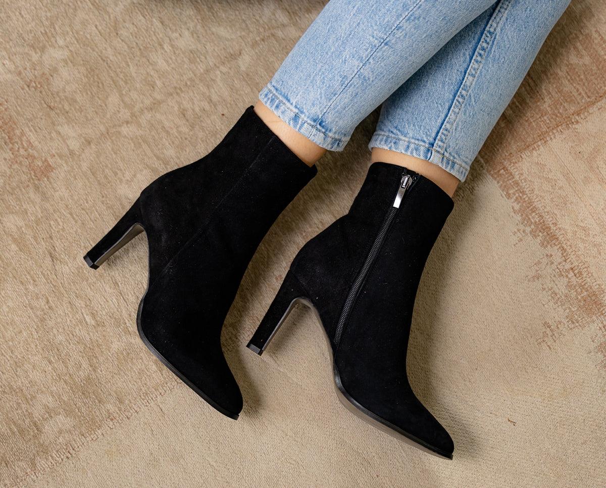 Mea 3-a - Tango Shoes