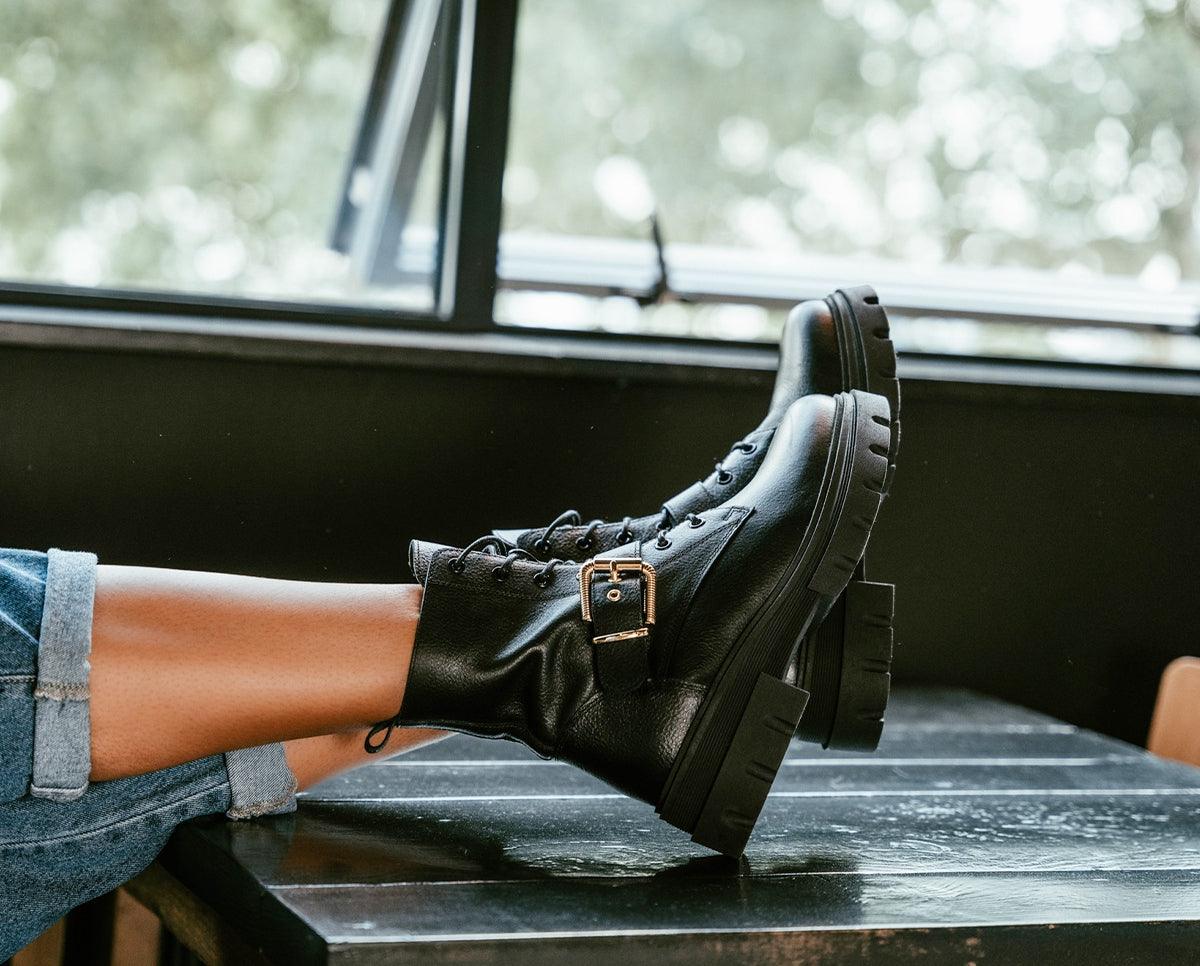 Neenah 3-a - Tango Shoes