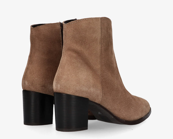 Tania 502-b taupe suede chelsea boot - dark brown sole