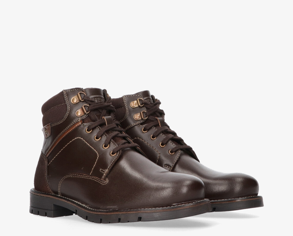 Teun 1-b Brown laced boot - rubber sole