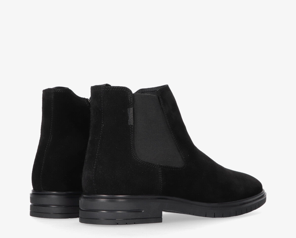 Thomas 1-a black suede chelsea boot - black sole