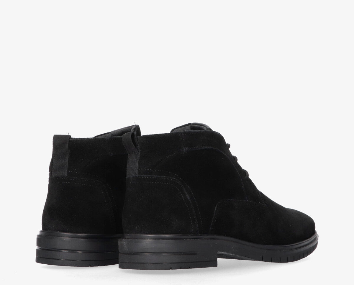 Thomas 2-a Black suede shoe laces  - black sole