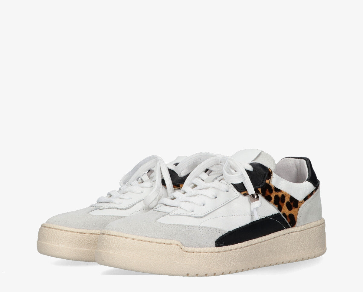 Yenthe 9-a wit leren sneaker met print - beige zool