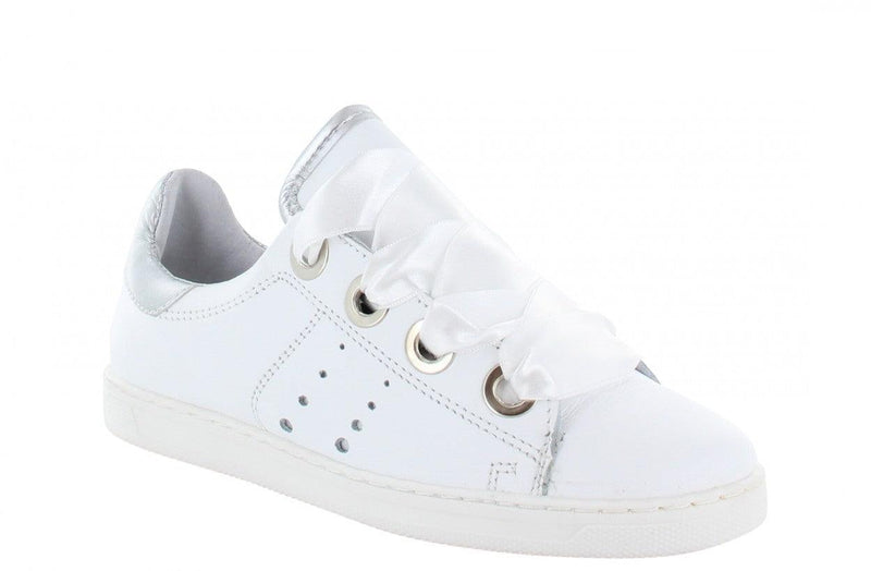 Anna kids 60-a white leather/satin laces/big rings - white sole - Tango Shoes